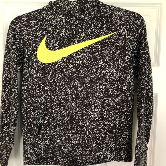 Nike sweatshirt - Picture 1 of 3